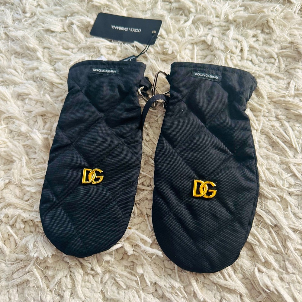 D&G Quilted Nylon Logo Mitten Gloves